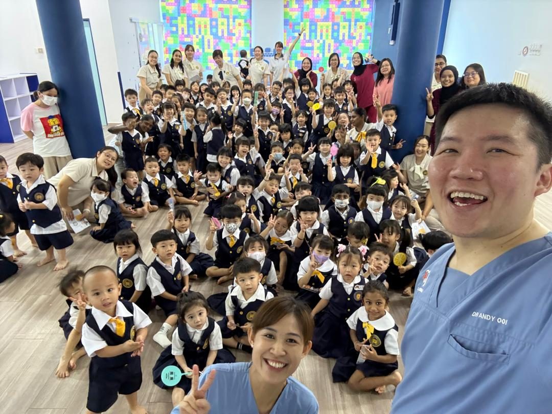 Children at an A M Dental school visit